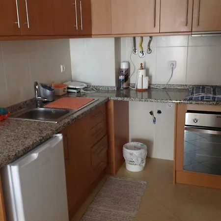 Alexandre's Quiet Flat In Vila