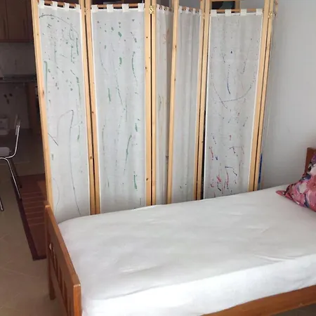 Alexandre's Quiet Flat In Vila Appartement