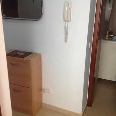 Alexandre's Quiet Flat In Vila *