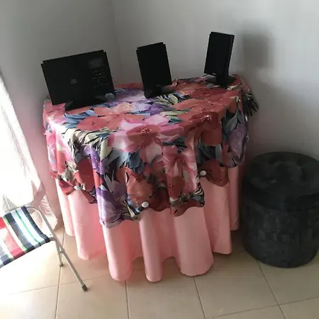 Alexandre's Quiet Flat In Vila *