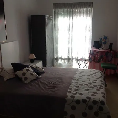Appartement Alexandre's Quiet Flat In Vila *